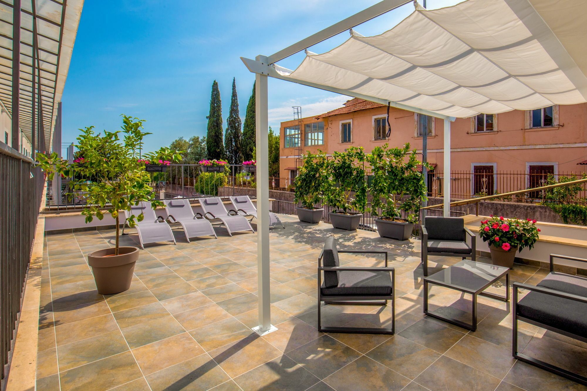 Urban Garden Hotel Roma Esterno foto